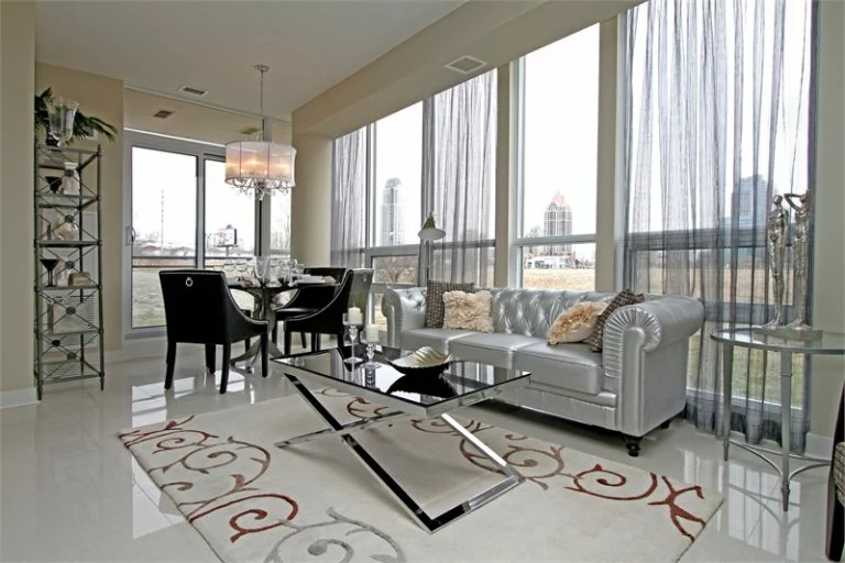 2012_02_02_11_27_57_midtown_couture